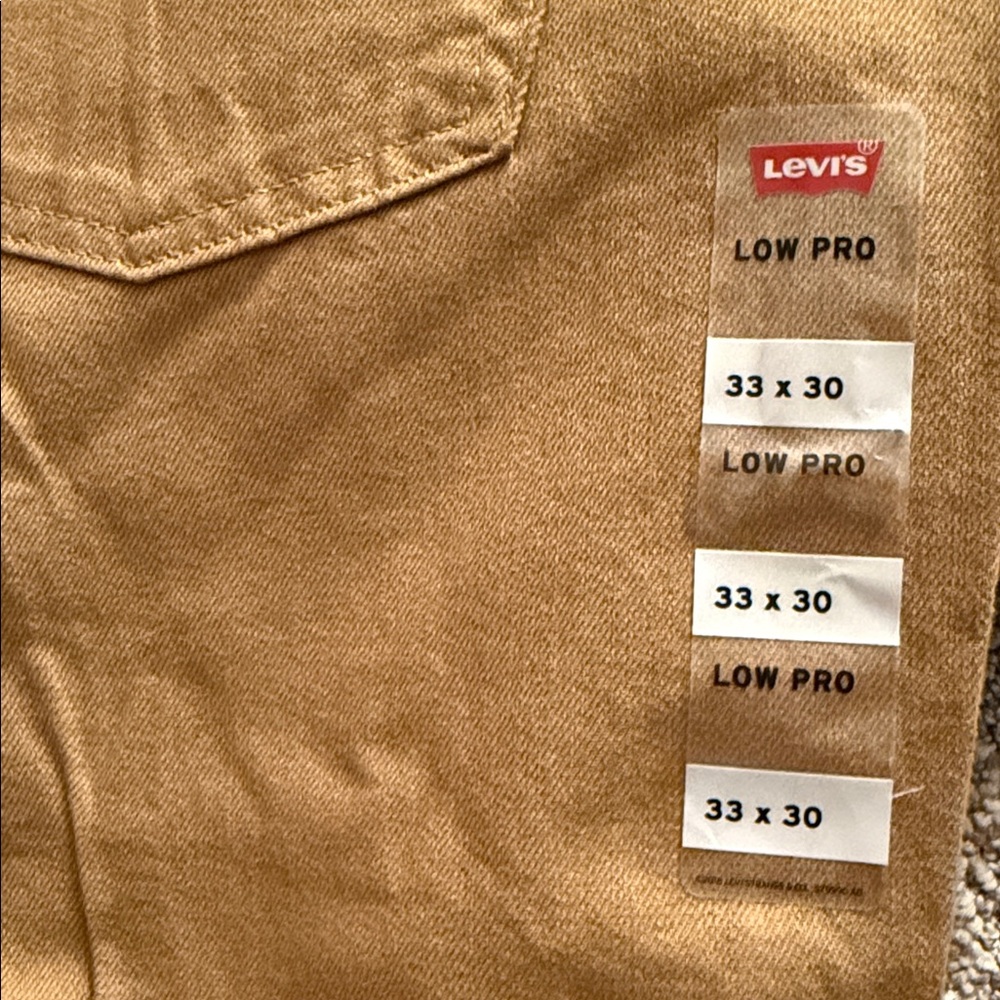 Women’s Low Pro Mid Rise Levi’s - Picture 7 of 7